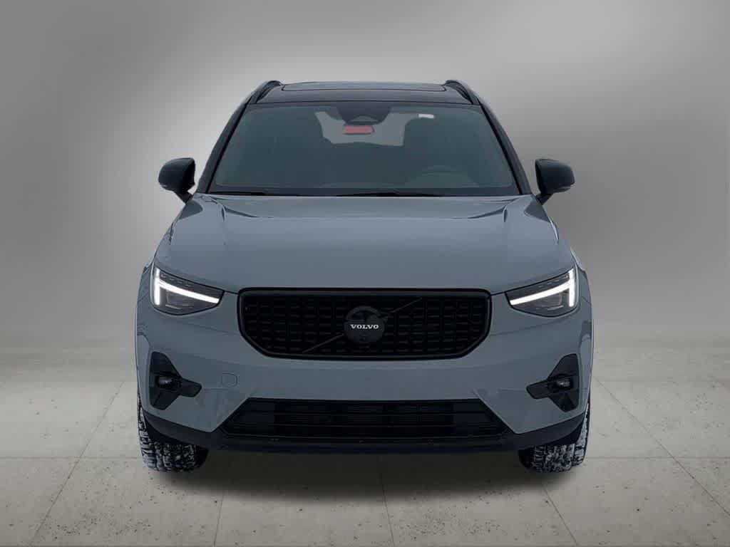 Used 2026 Volvo XC40 B5 Ultra w/ Protection Package Premier AWD/4WD image 9