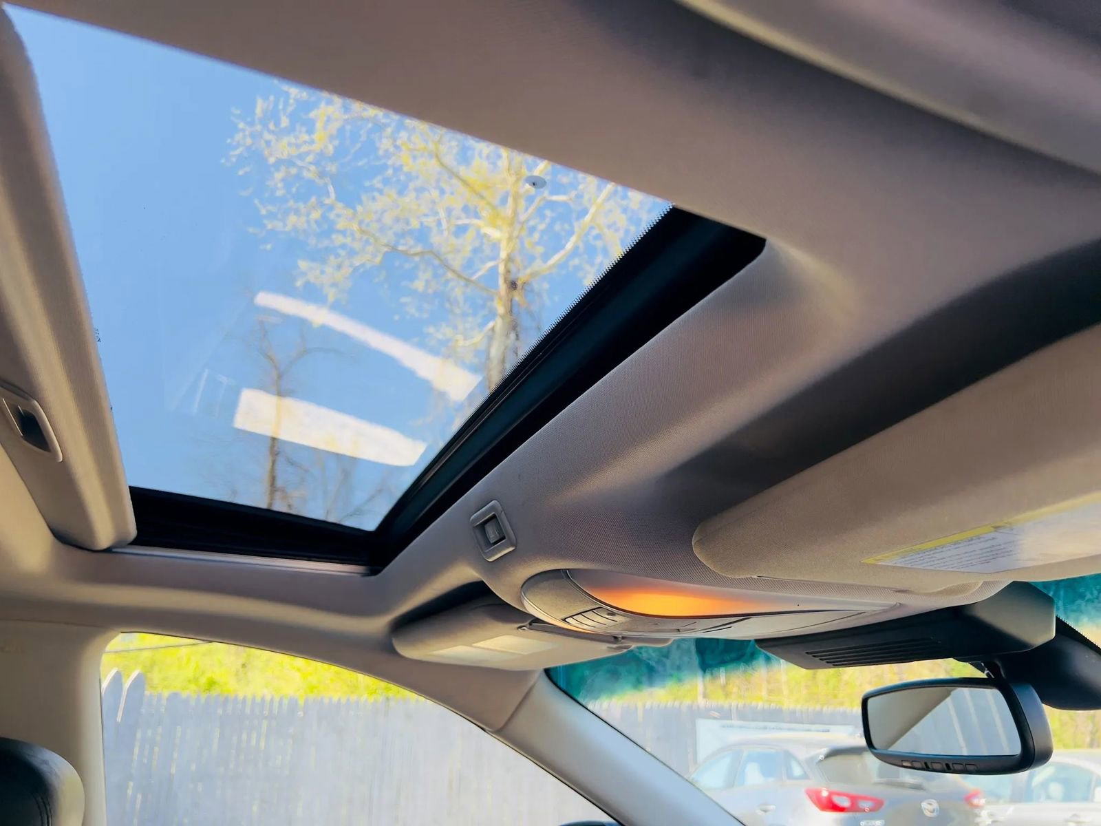 Used 2014 INFINITI QX60 AWD w/ Deluxe Touring Package image 19