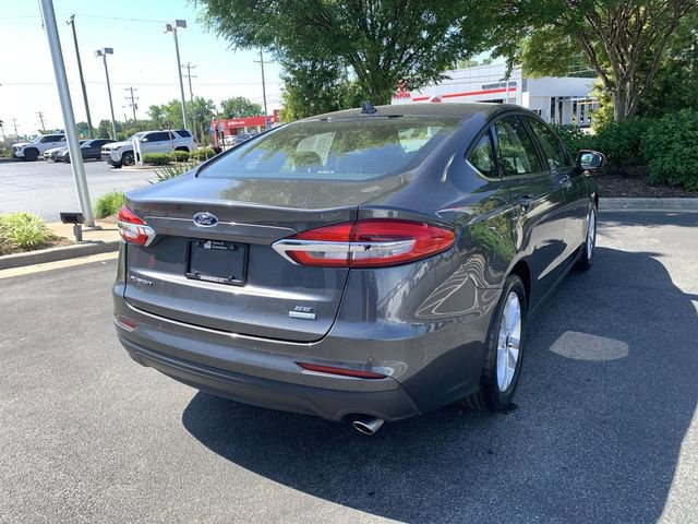Used 2019 Ford Fusion SE FWD image 8