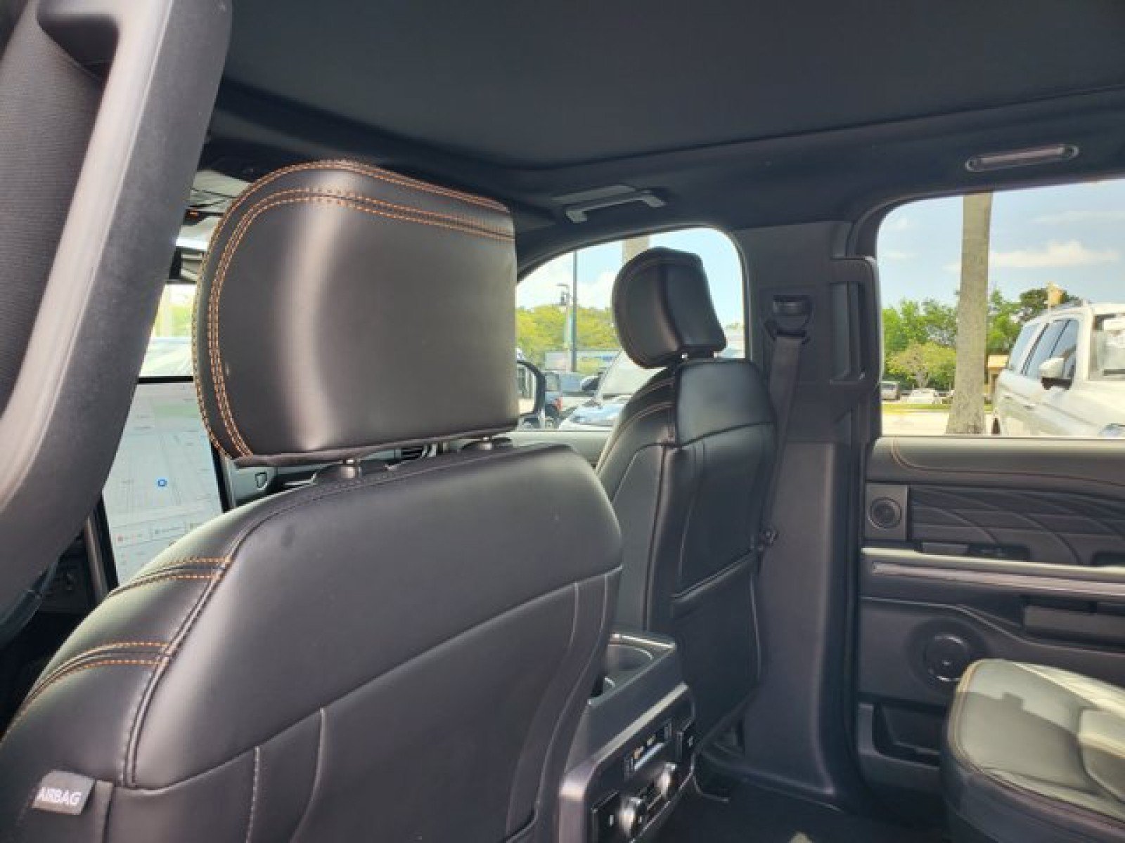 Certified 2024 Ford Expedition Max Platinum RWD image 30