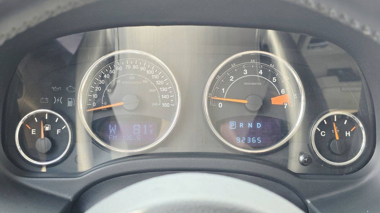 Used 2015 Jeep Patriot Limited w/ Sun/Sound Group AWD/4WD image 32