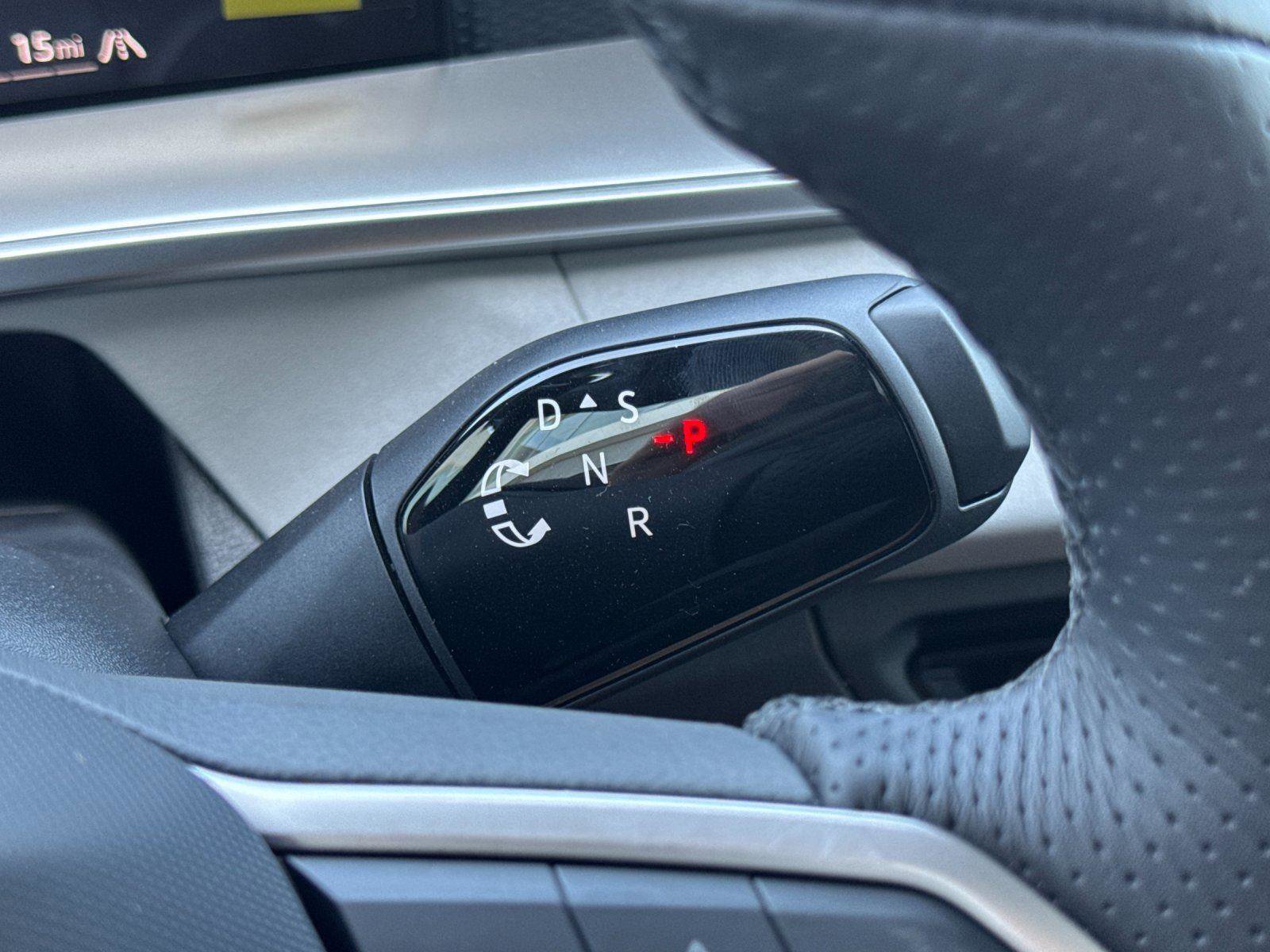 New 2026 Volkswagen Tiguan SE R-Line image 20