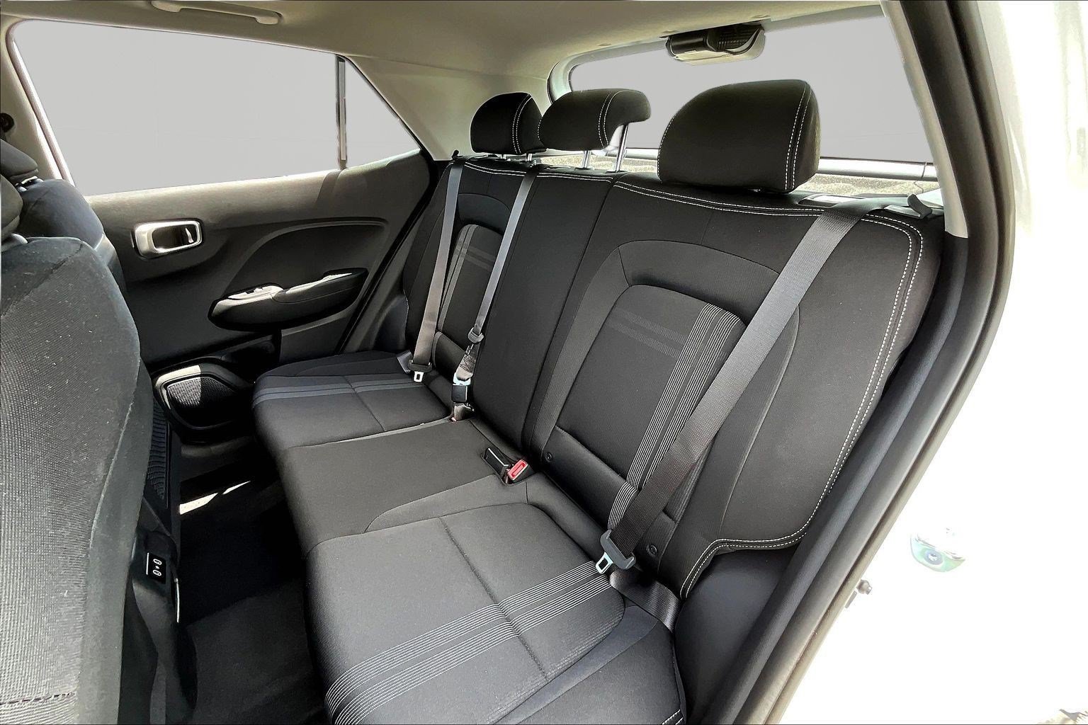 New 2026 Hyundai Venue SEL FWD image 18