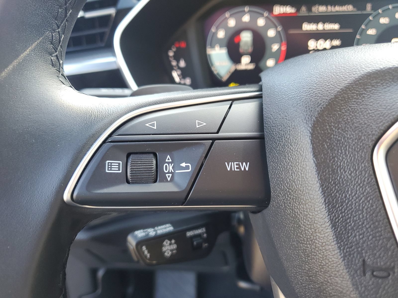 Used 2025 Audi Q3 2.0T Premium w/ Convenience Package AWD/4WD image 29