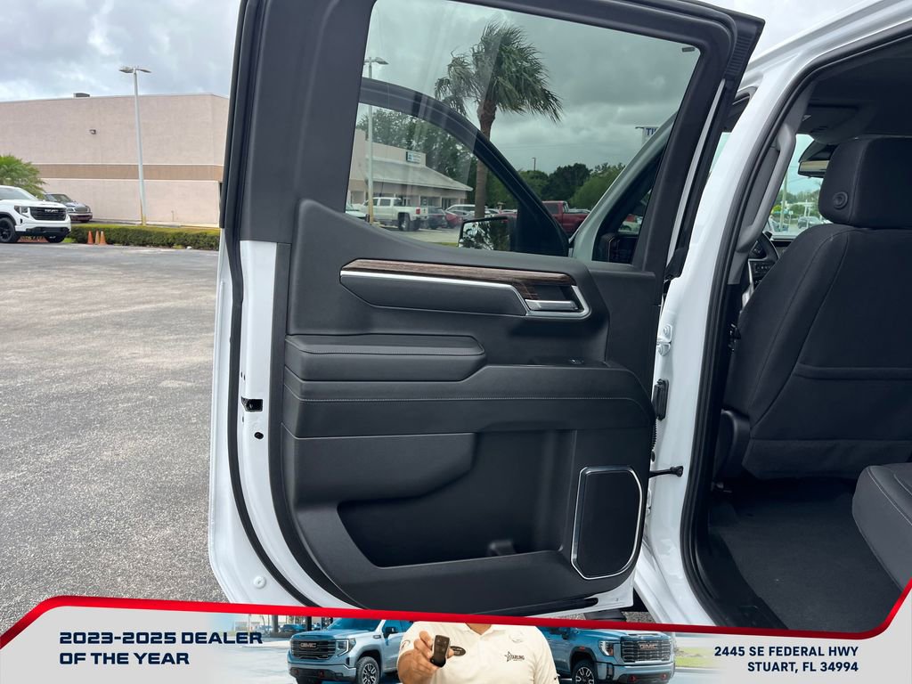 Used 2024 GMC Sierra 1500 Elevation image 23