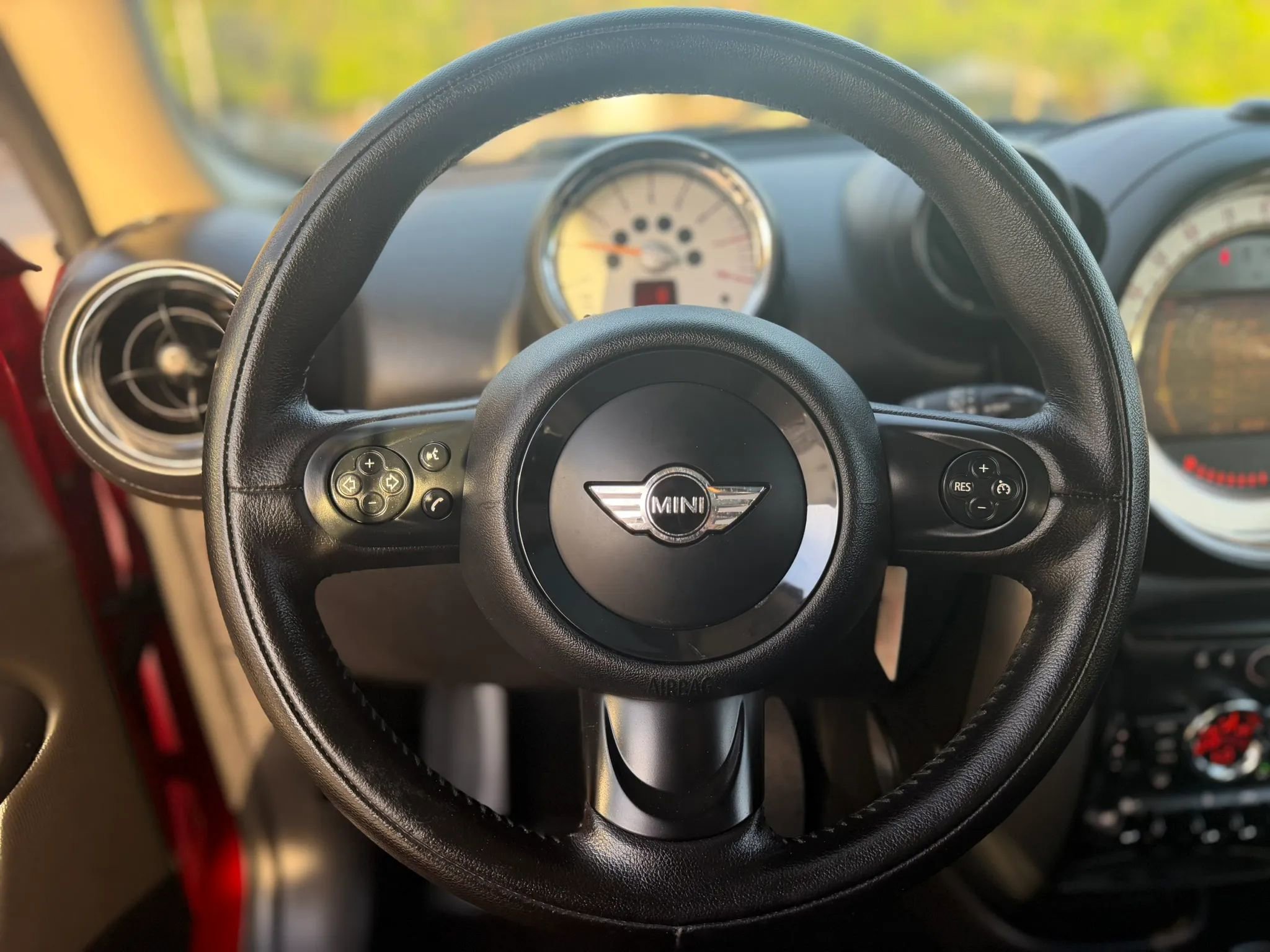 Used 2014 MINI Cooper Paceman image 16