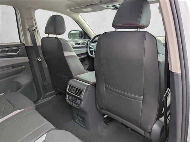 New 2026 Volkswagen Atlas Peak Edition AWD/4WD image 28