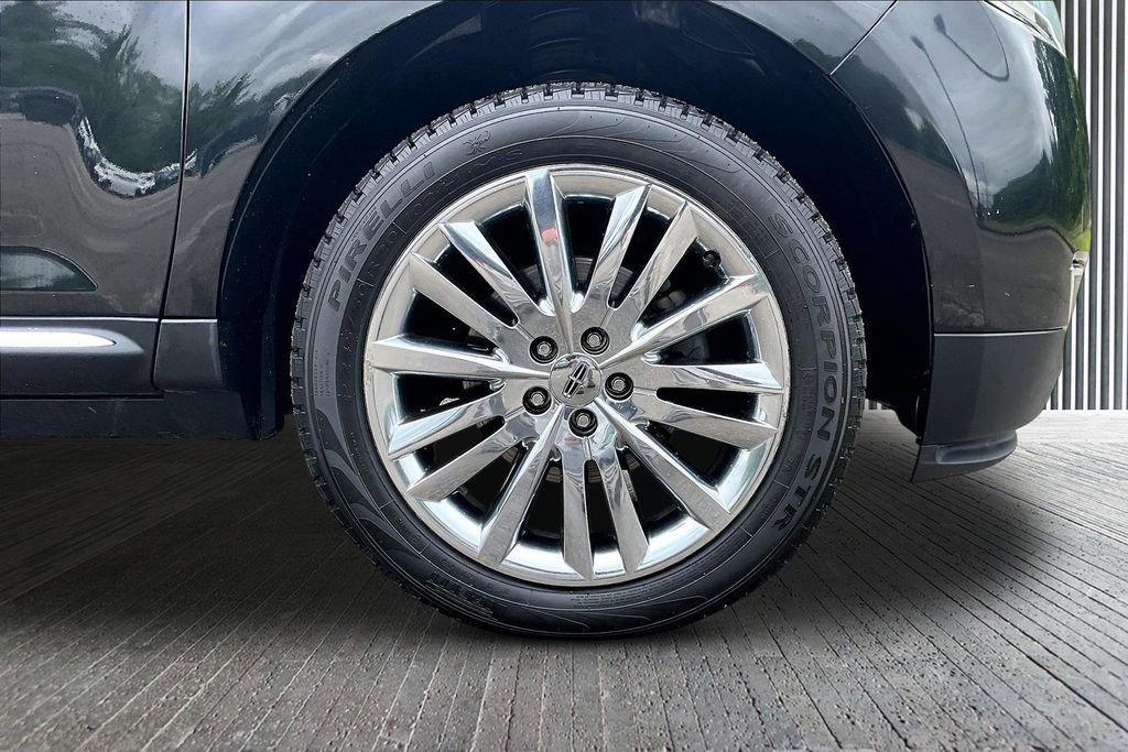 Used 2015 Lincoln MKX AWD w/ Equipment Group 102A image 10