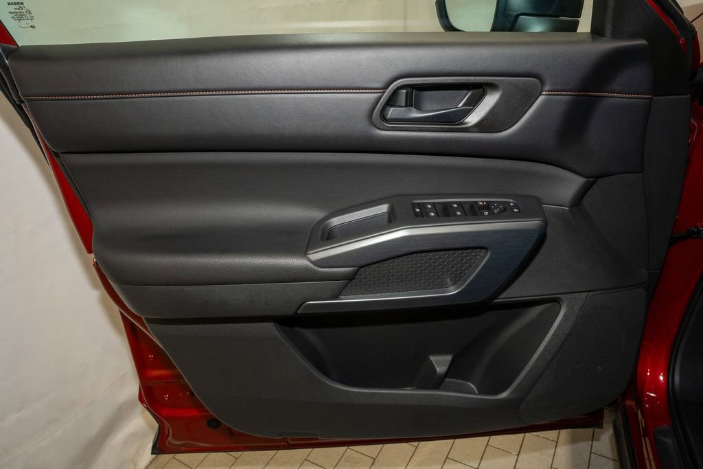 Certified 2024 Nissan Pathfinder Rock Creek image 12