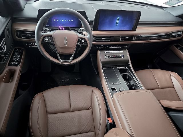 New 2026 Lincoln Aviator Reserve w/ Jet Appearance Package AWD/4WD image 11