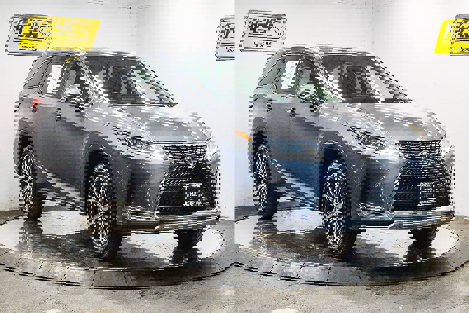 Certified 2020 Lexus RX 350L FWD w/ Premium Package image 5