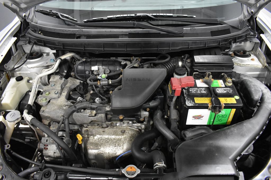 Used 2013 Nissan Rogue S FWD image 25