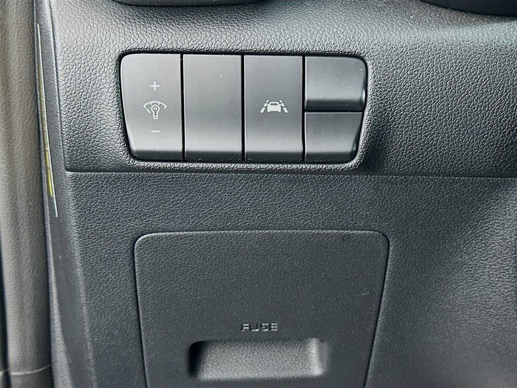 Used 2020 Kia Sportage LX image 10