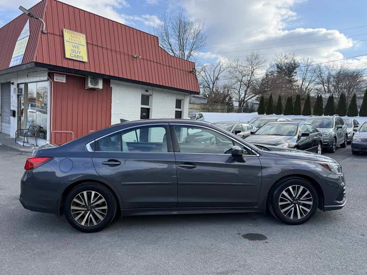 Used 2018 Subaru Legacy 2.5i Premium image 8