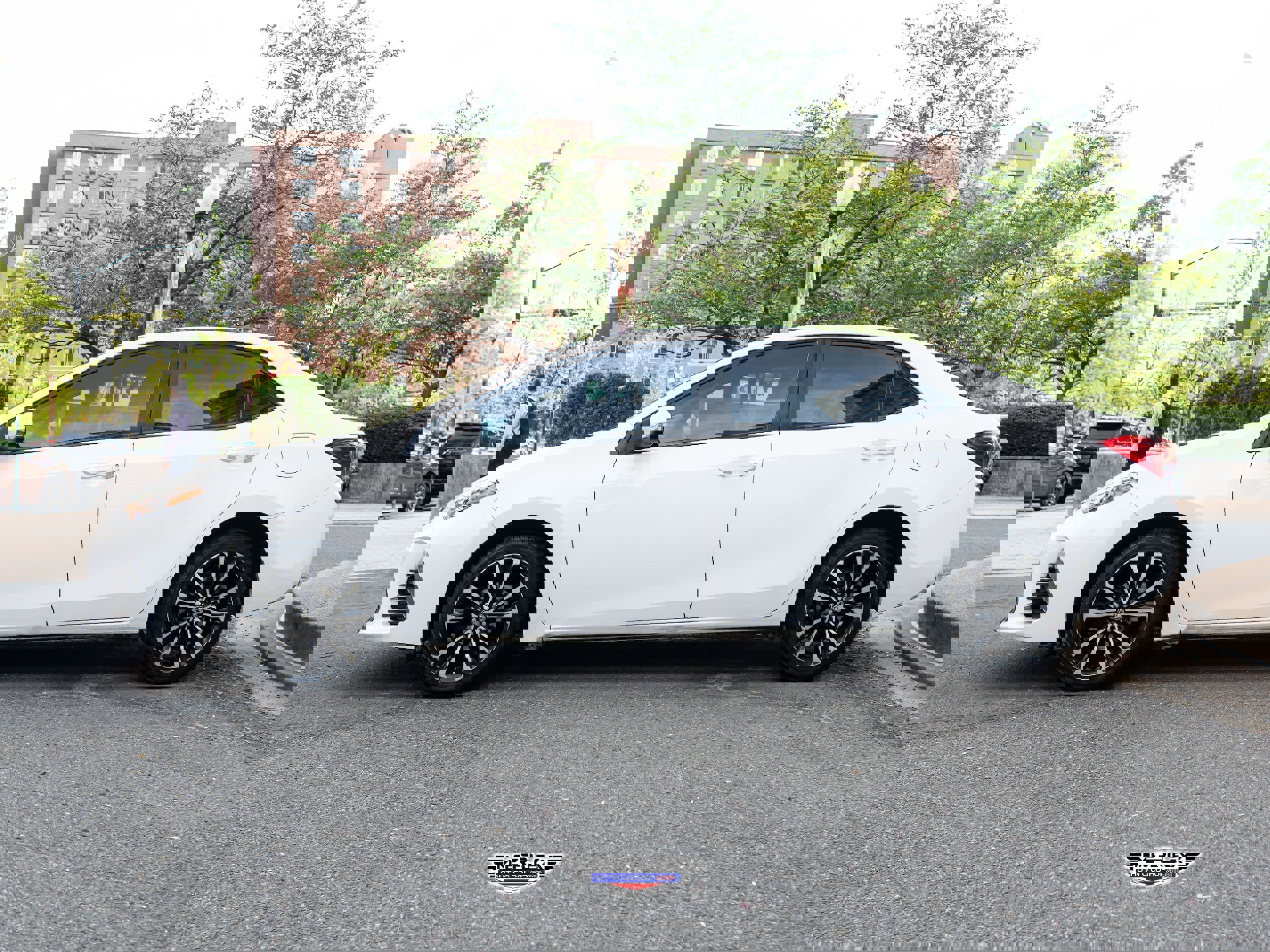 Used 2018 Toyota Corolla SE image 4