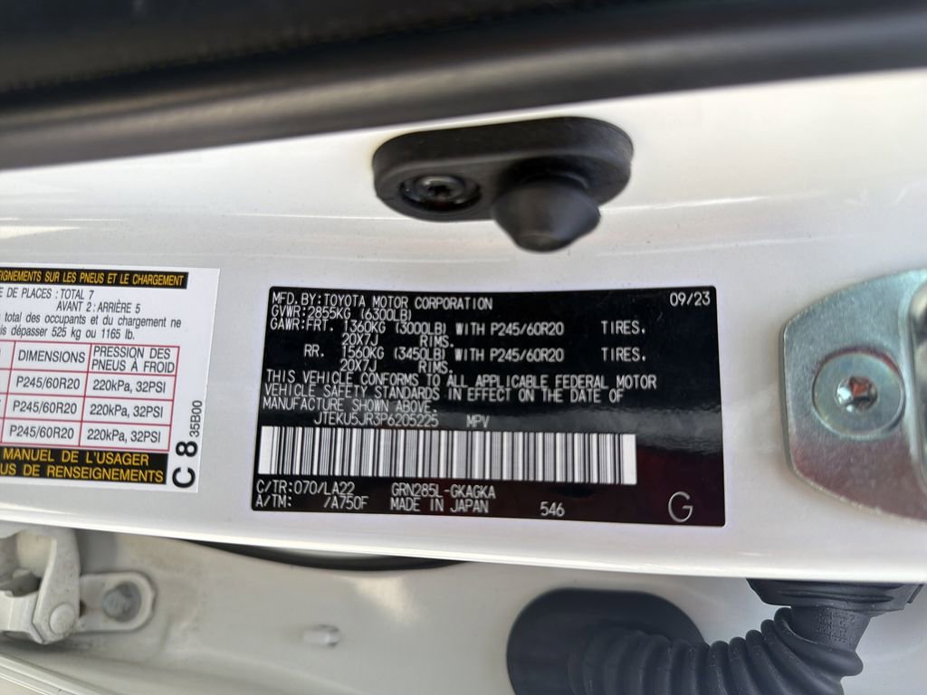 Used 2023 Toyota 4Runner Limited image 37