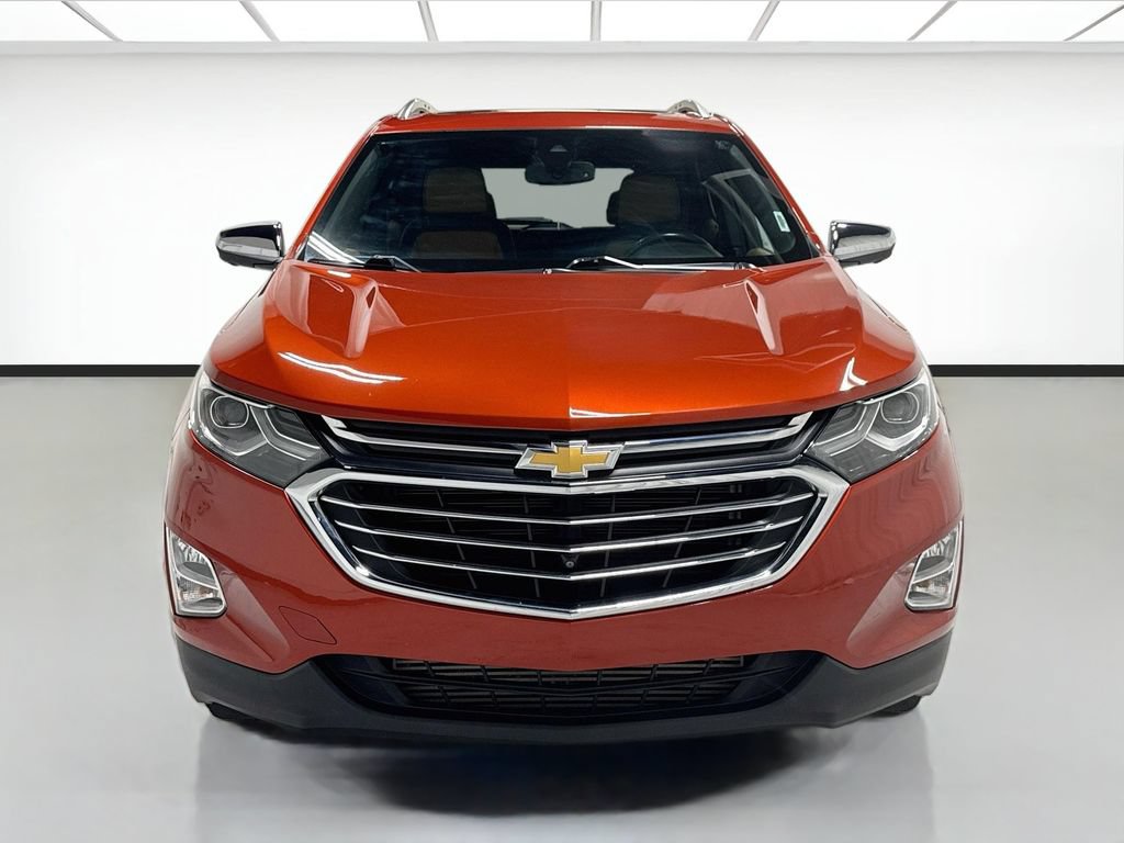 Used 2020 Chevrolet Equinox Premier FWD image 2