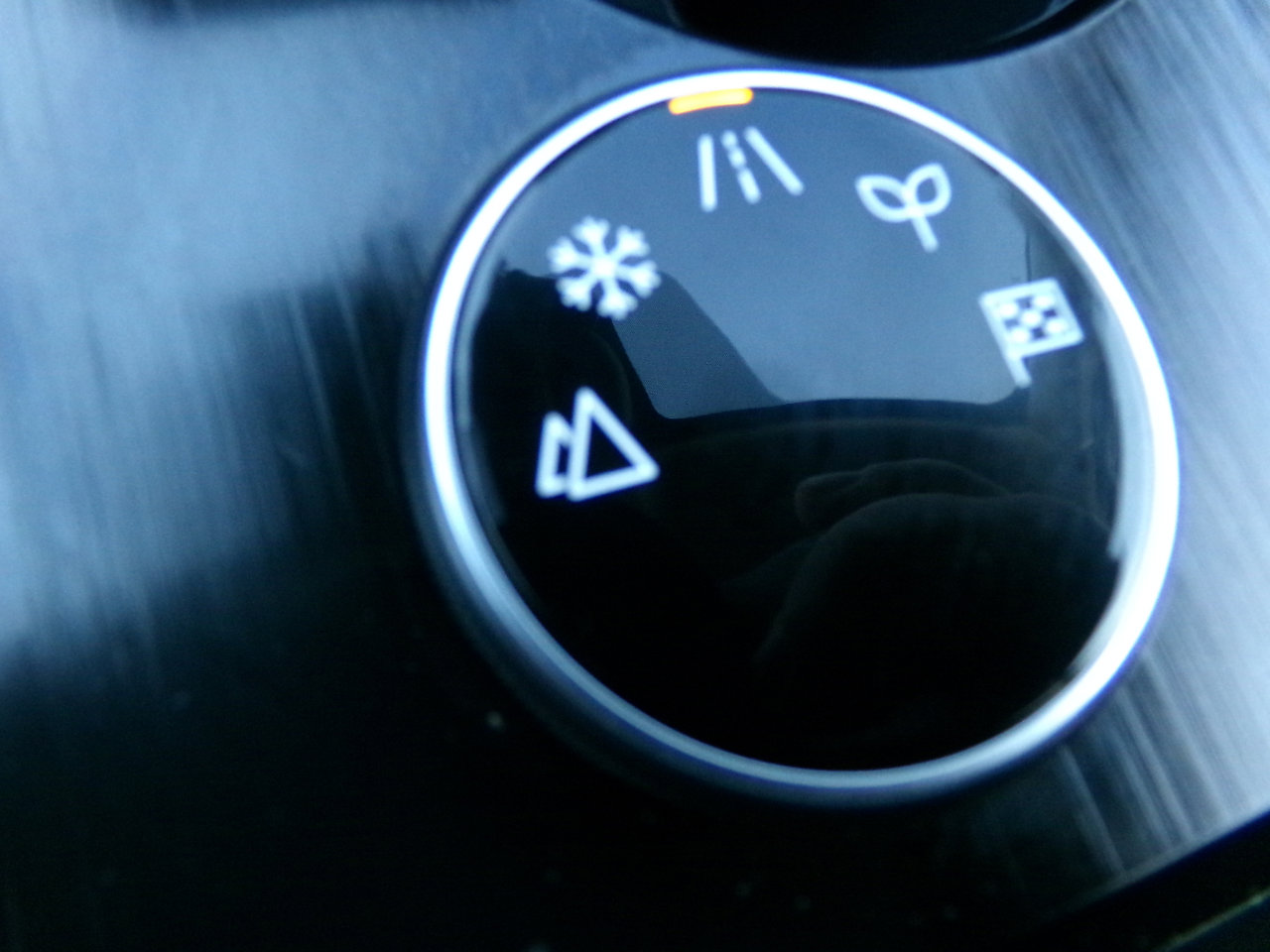 Used 2023 Nissan Rogue SL image 38