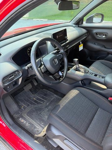 Used 2024 Honda HR-V Sport image 11