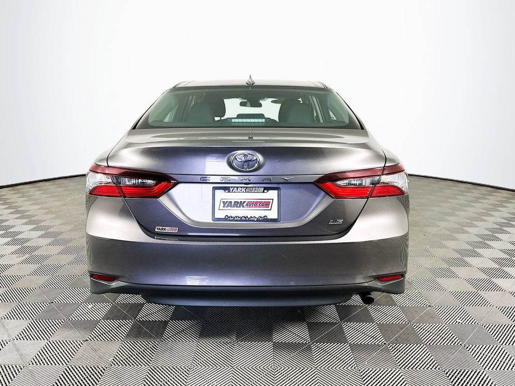 Used 2024 Toyota Camry LE image 9