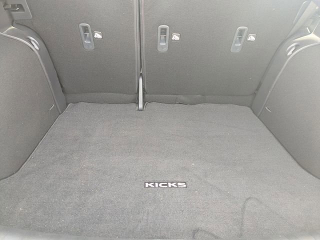 Used 2024 Nissan Kicks SV image 29