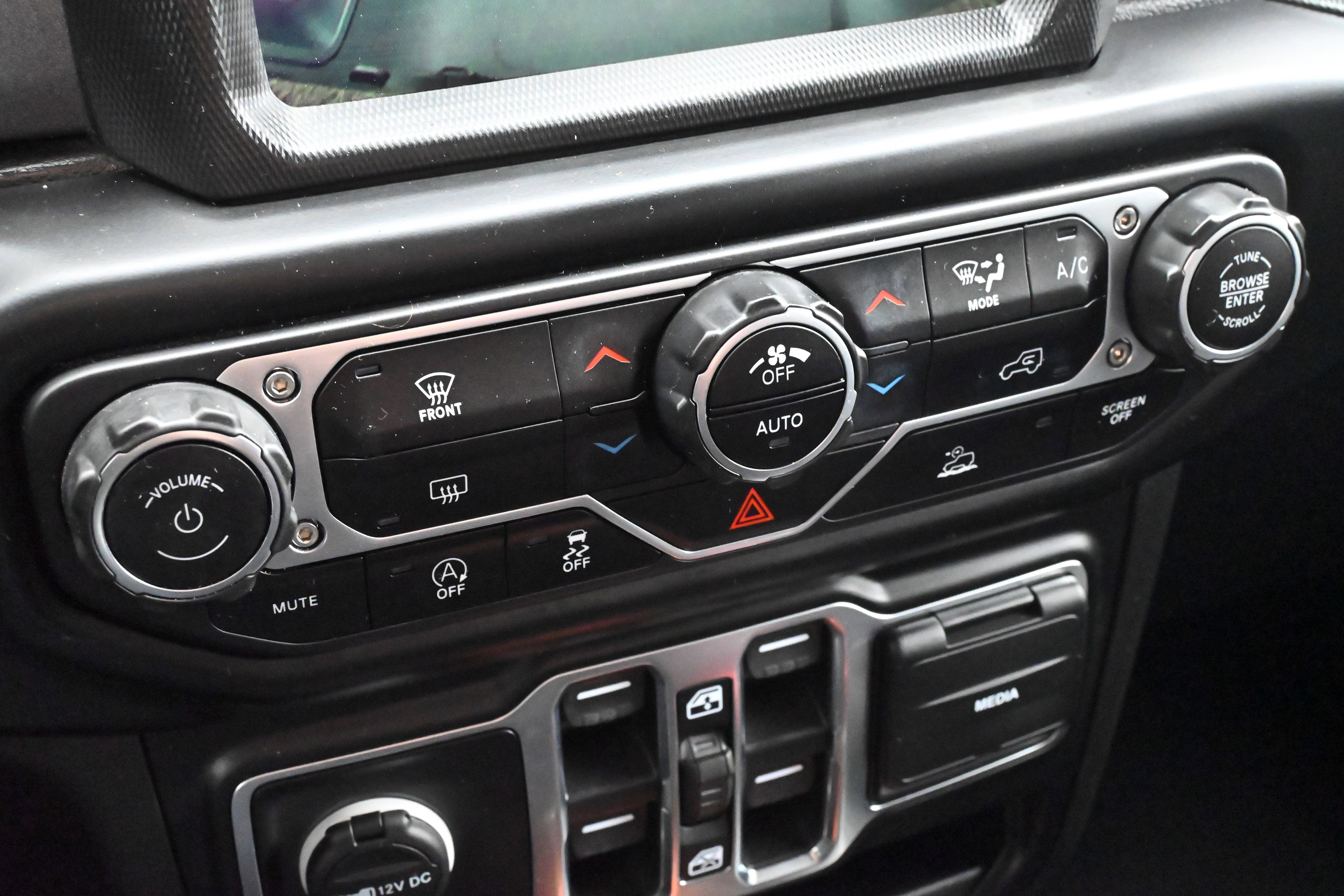 Used 2022 Jeep Gladiator Mojave image 20