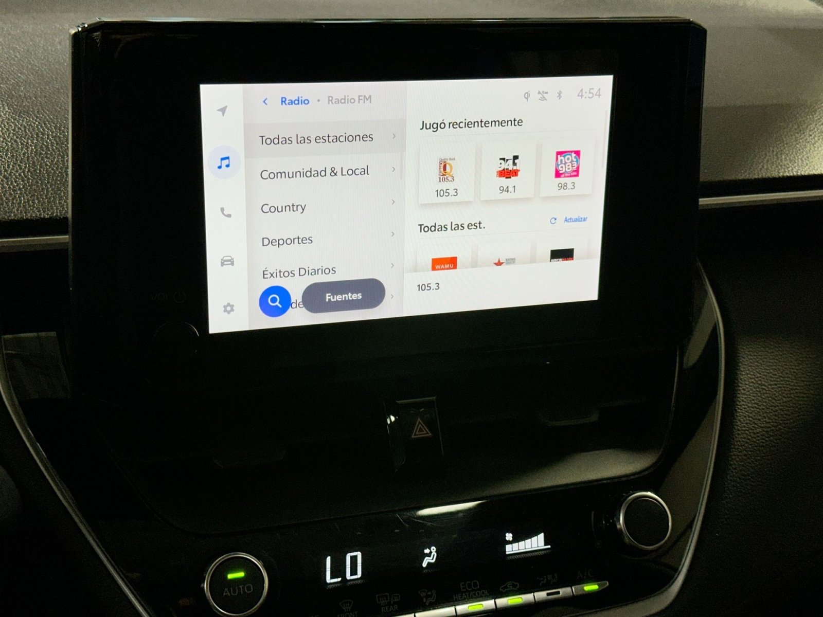 Used 2024 Toyota Corolla Cross SE w/ Moonroof Package image 22