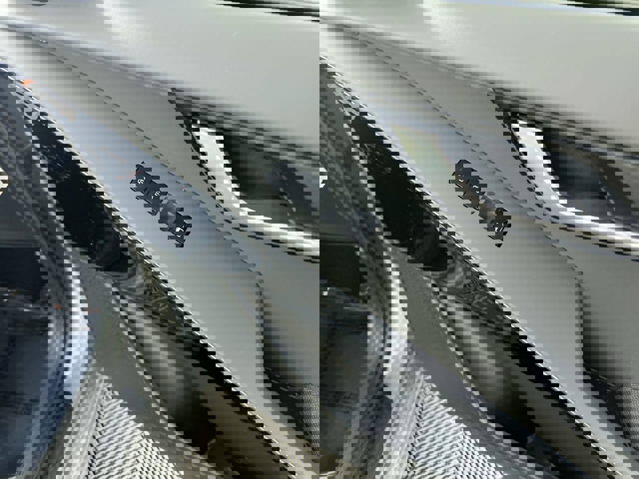 Certified 2023 Kia Niro EX image 33