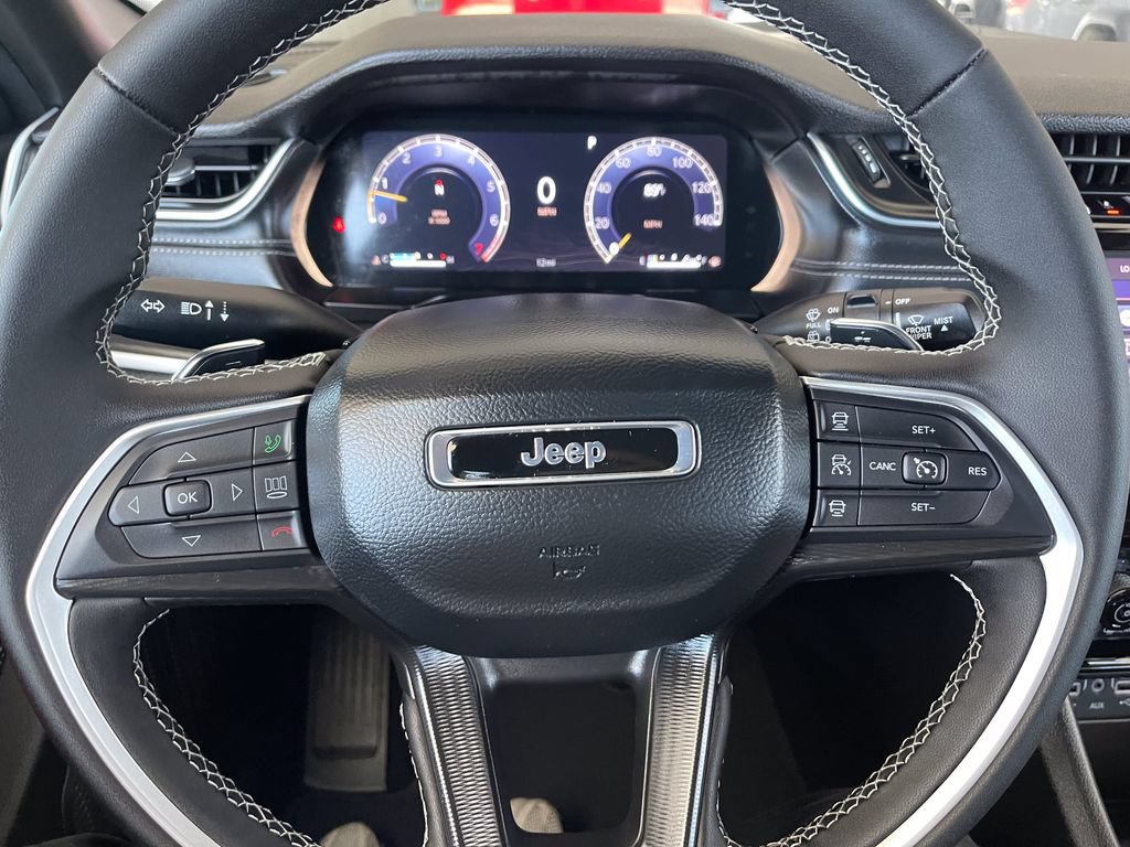 New 2026 Jeep Grand Cherokee Laredo AWD/4WD image 24