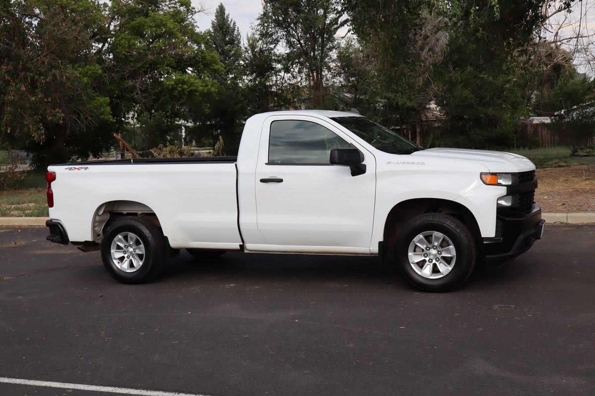 Used 2021 Chevrolet Silverado 1500 W/T w/ WT Value Package AWD/4WD image 2