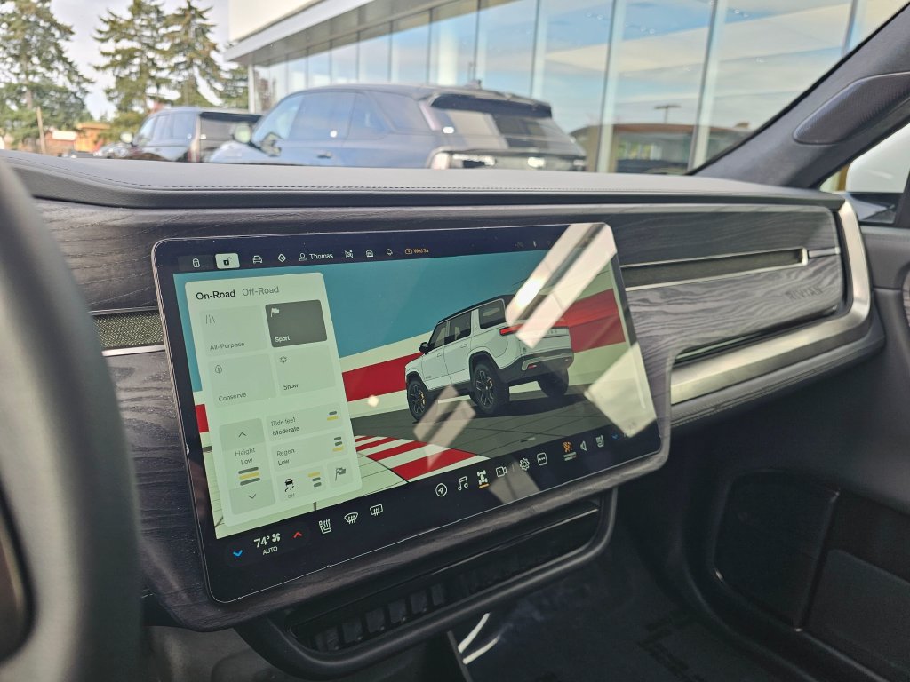 Used 2023 Rivian R1S Adventure Quad AWD/4WD image 27