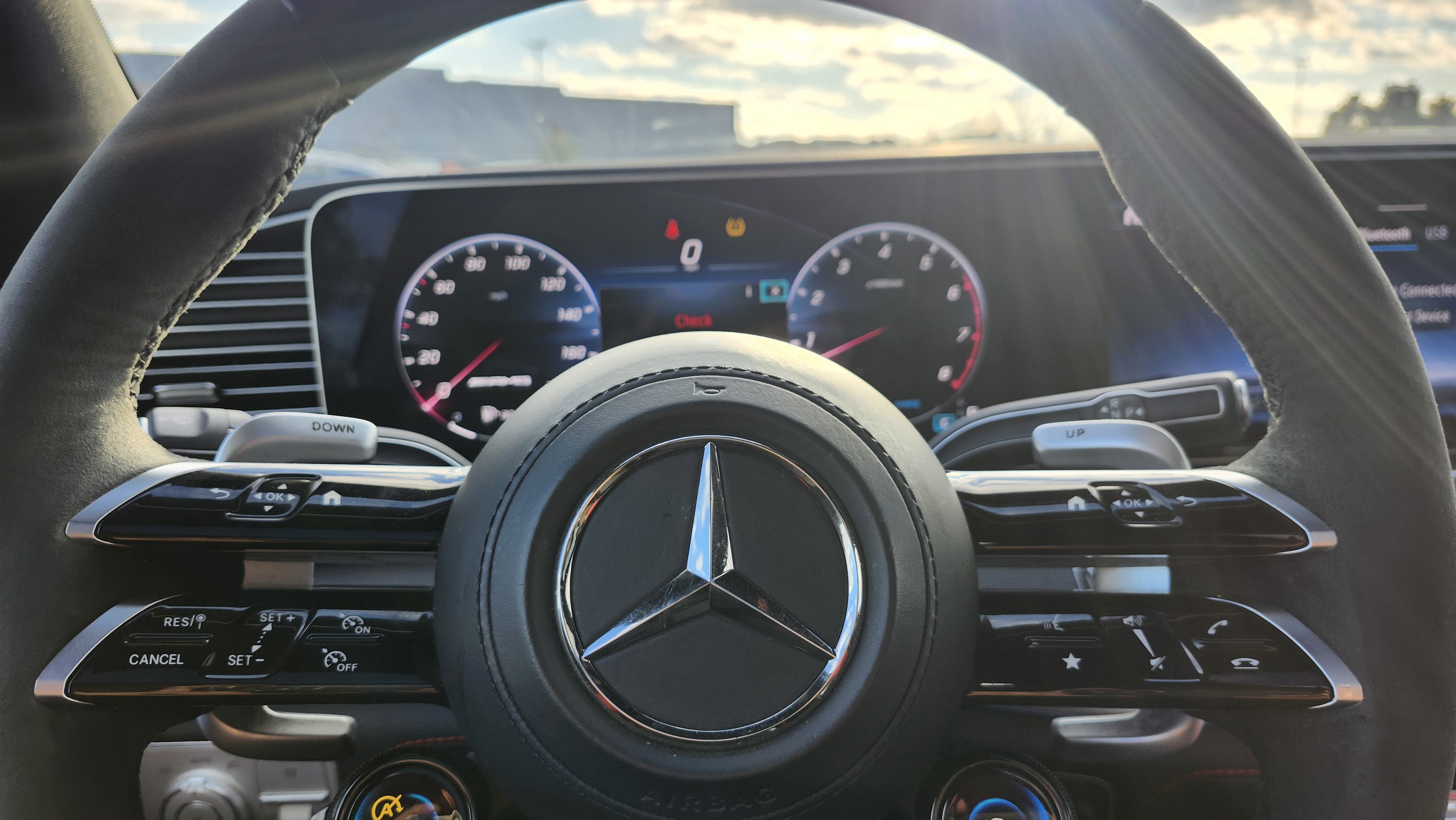 Used 2024 Mercedes-Benz GLE 53 AMG 4MATIC w/ Winter Package image 21