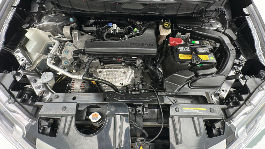 Used 2017 Nissan Rogue SV AWD/4WD image 20