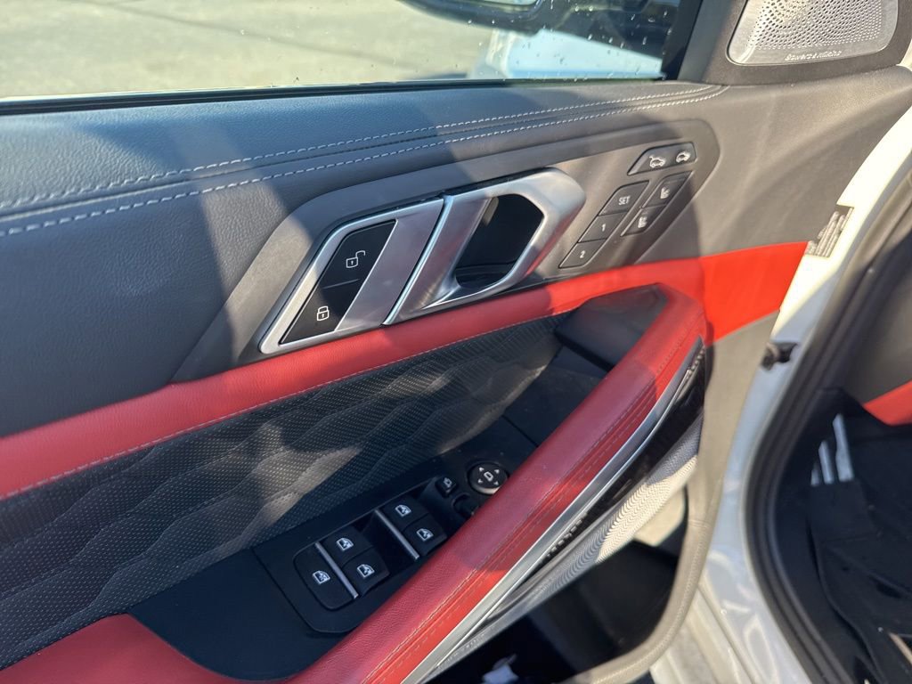 Used 2025 BMW X6 M Competition w/ Executive Package image 8