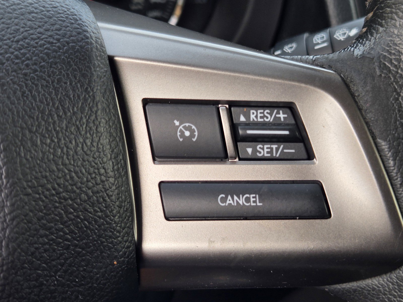 Used 2015 Subaru Forester 2.5i Touring AWD/4WD image 22