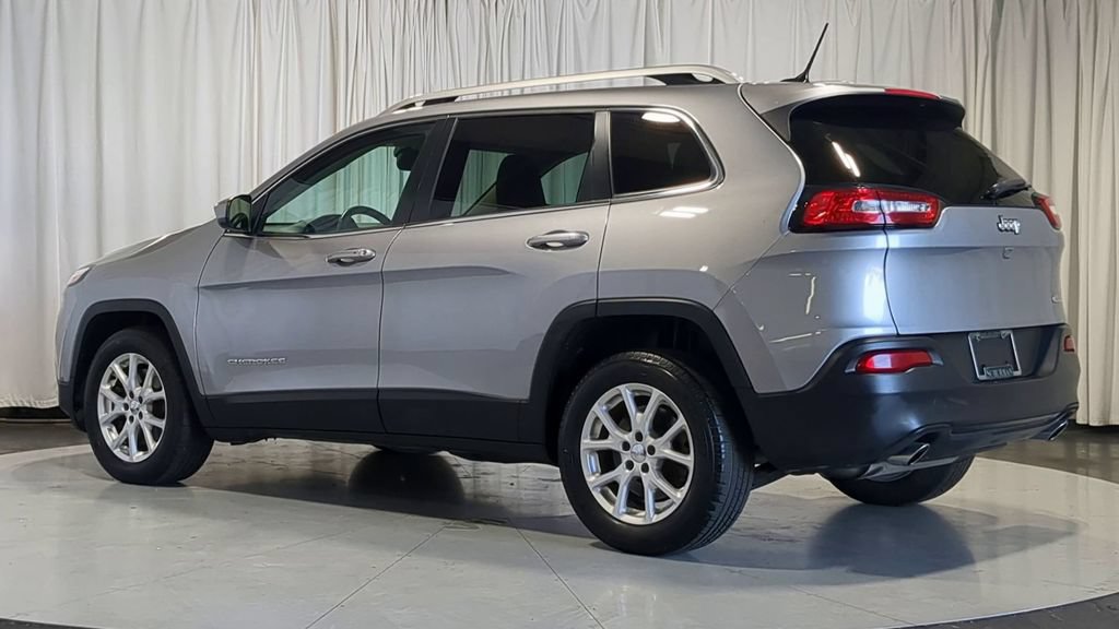 Used 2014 Jeep Cherokee Latitude w/ Comfort/Convenience Group FWD image 8