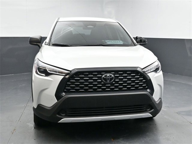 Used 2025 Toyota Corolla Cross L image 3