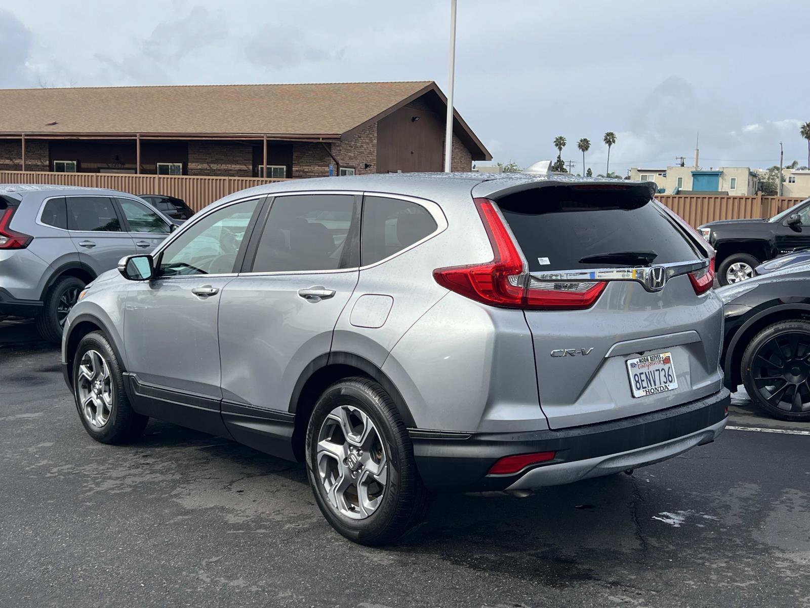 Certified 2017 Honda CR-V EX-L image 3