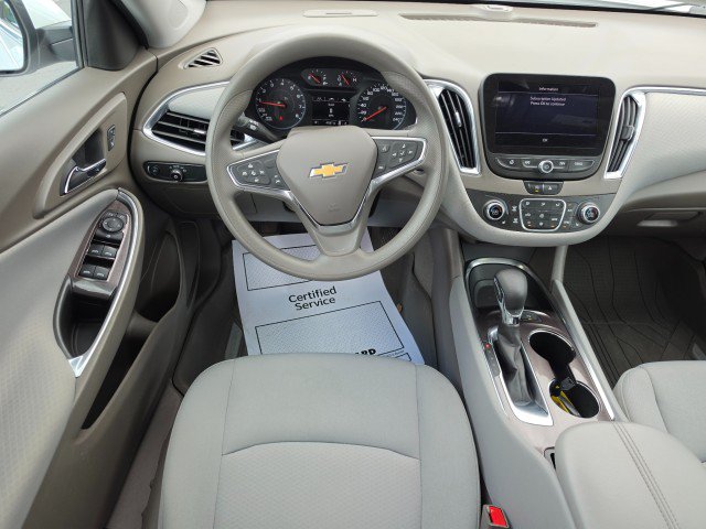 Used 2021 Chevrolet Malibu LT FWD image 24