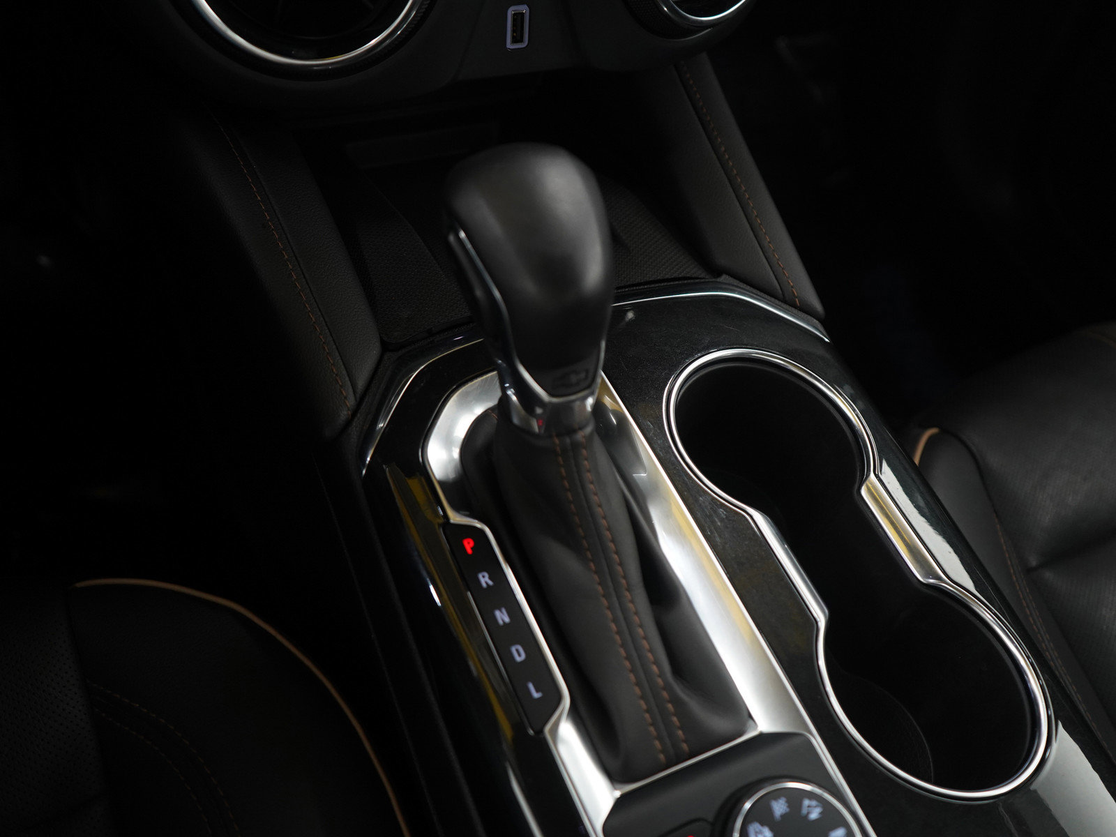 Used 2020 Chevrolet Blazer Premier w/ Driver Confidence II Package image 24