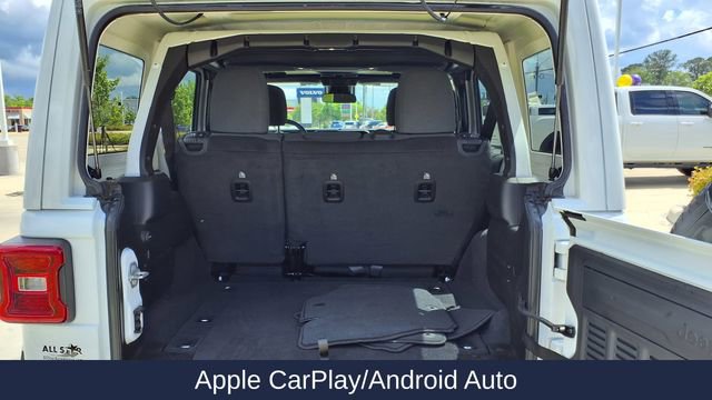 Used 2025 Jeep Wrangler Sahara image 11
