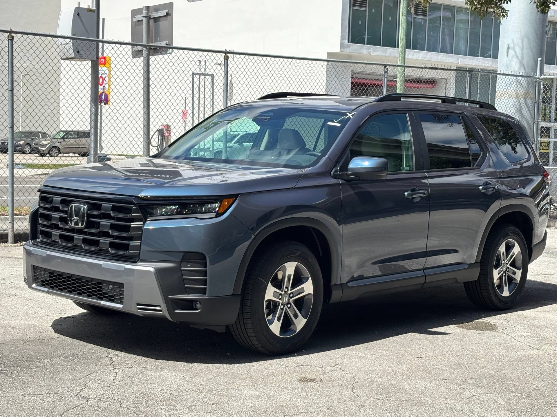 New 2026 Honda Pilot EX-L 360° Tour