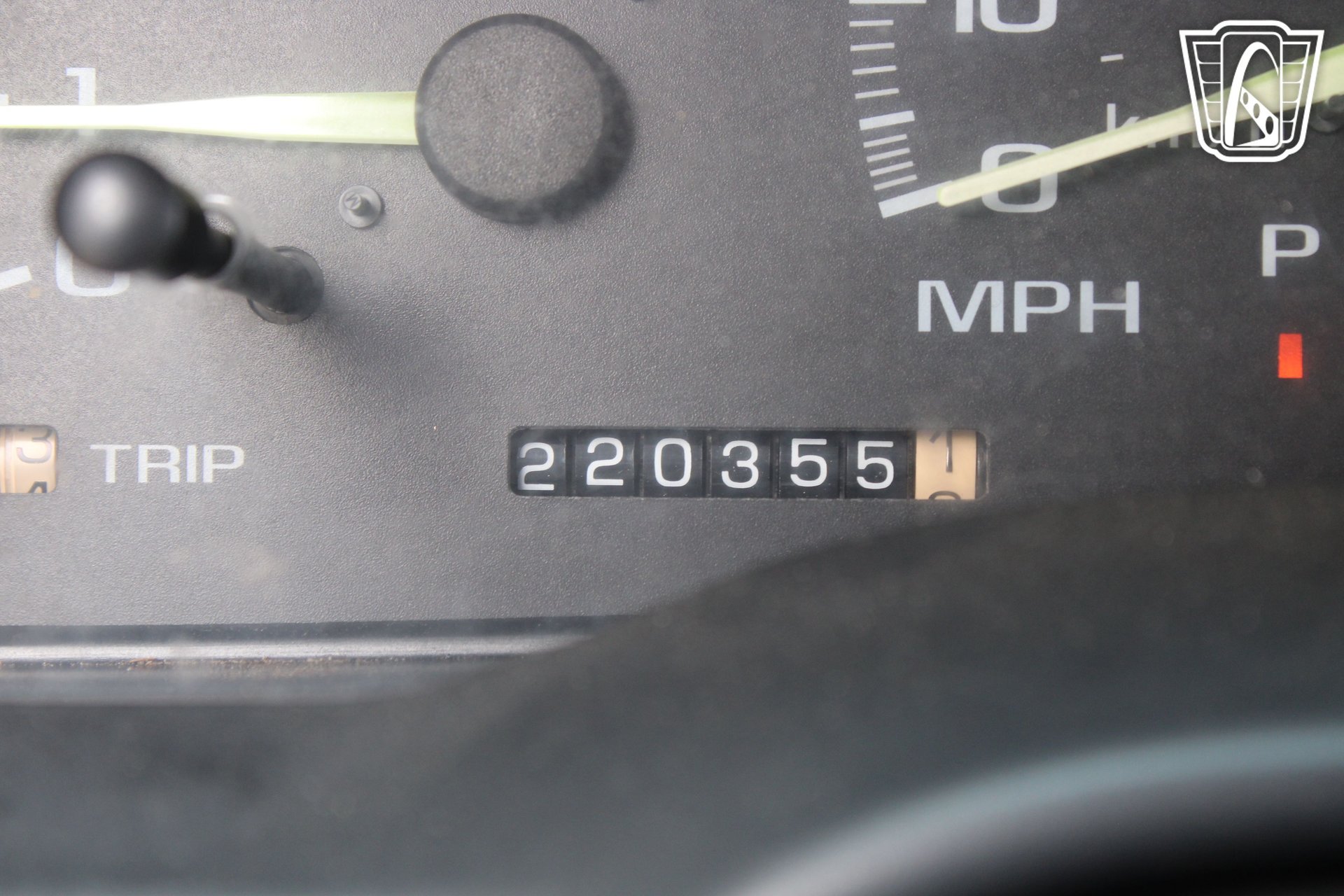 Used 1996 Chevrolet Tahoe 4WD 2-Door image 19