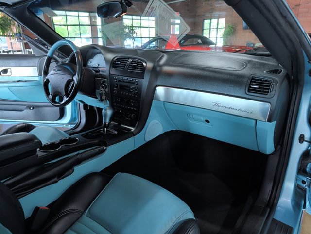 Used 2002 Ford Thunderbird RWD image 25