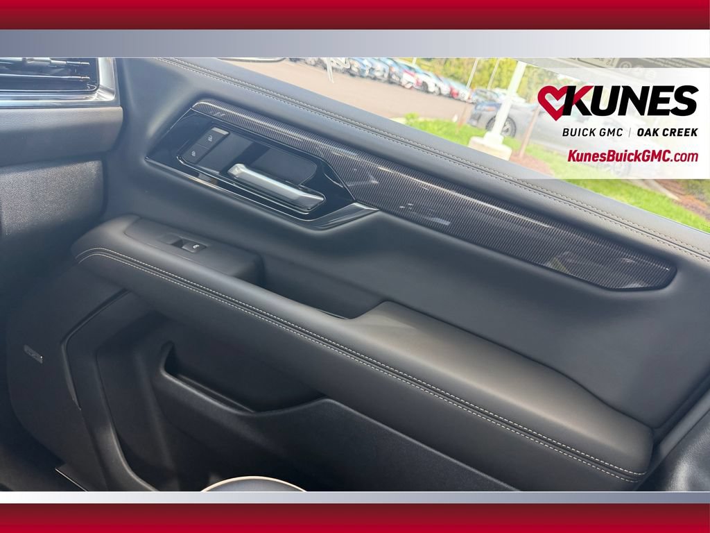 New 2026 GMC Yukon XL Elevation AWD/4WD image 34