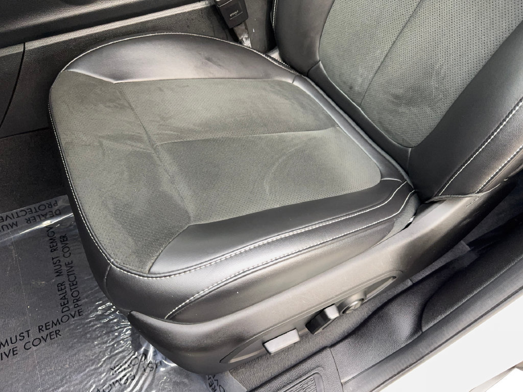 Used 2025 Jeep Grand Cherokee Altitude RWD image 29
