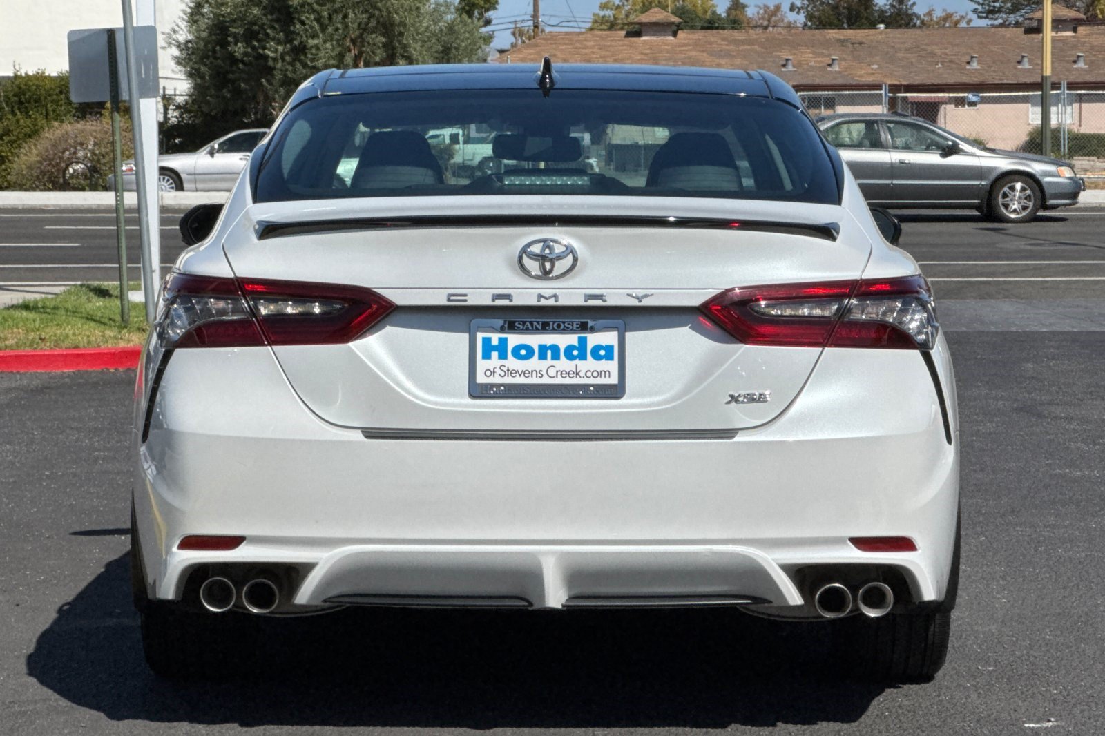 Used 2023 Toyota Camry XSE FWD image 10