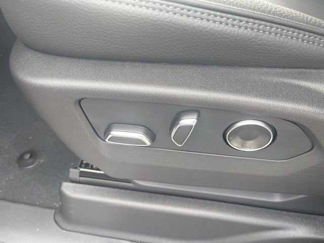 New 2026 GMC Yukon Denali image 16