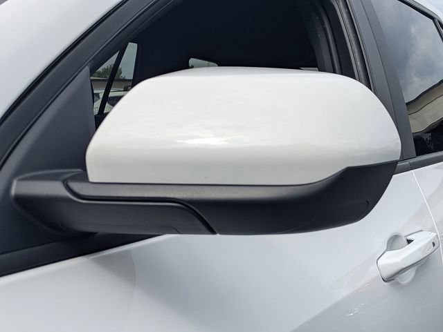 Used 2025 Chevrolet Equinox LT FWD image 10