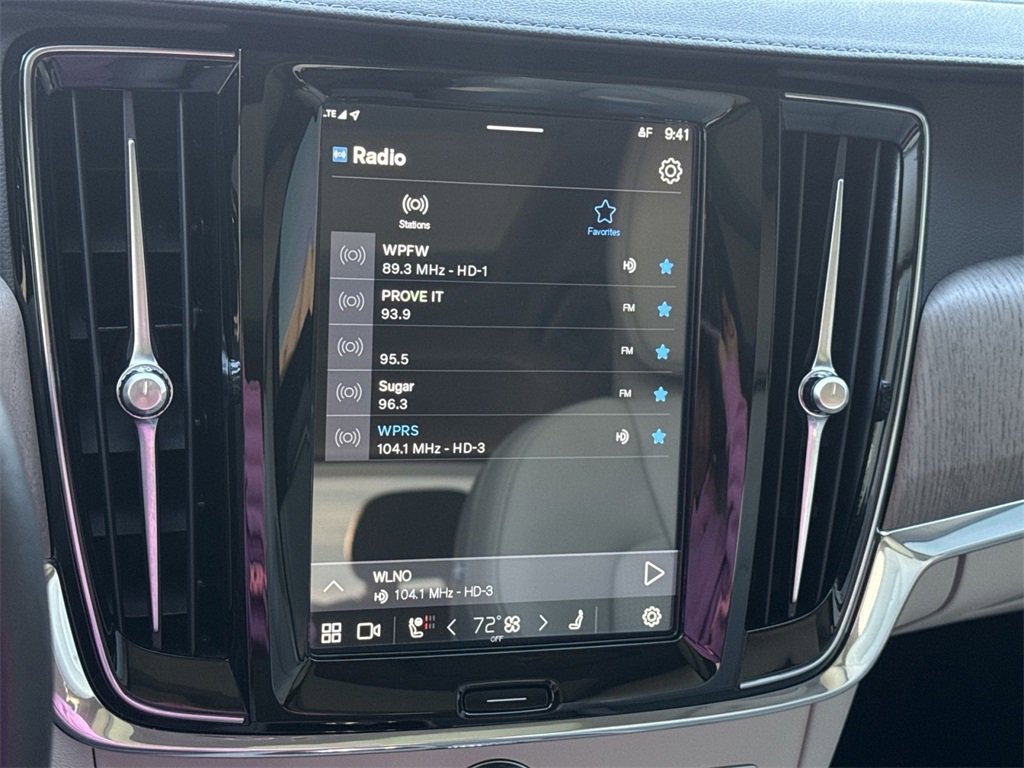 Used 2023 Volvo S90 B6 Ultimate image 18